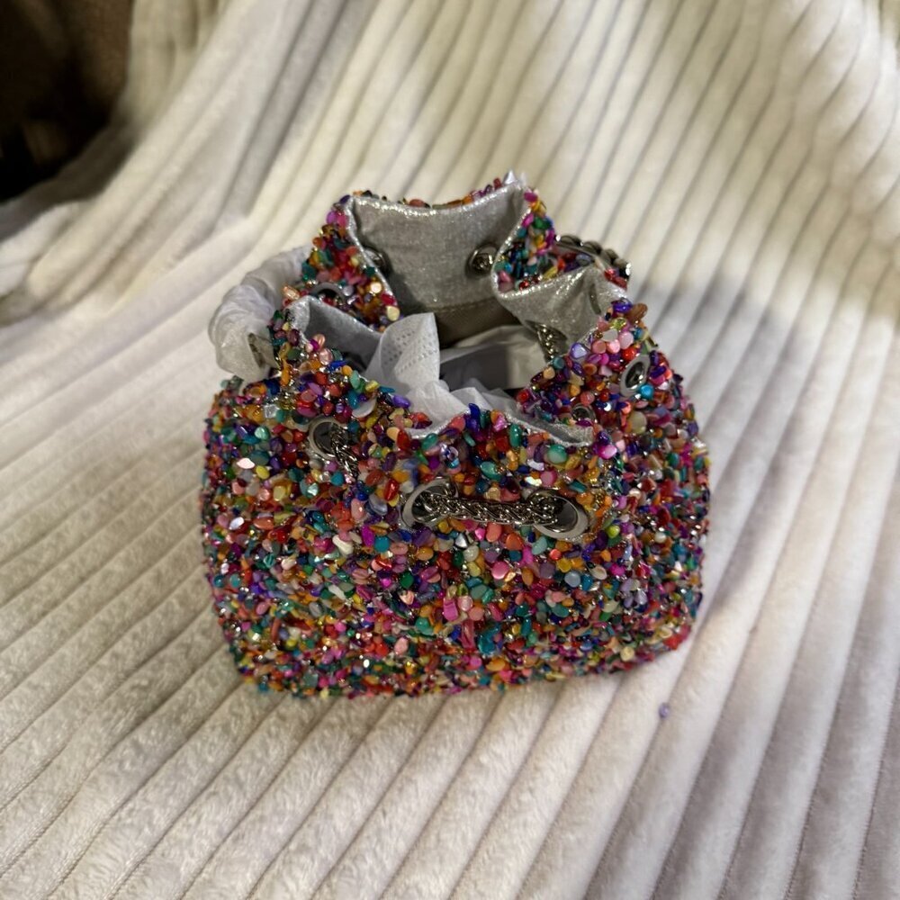 Cute Beaded Purse - Picture 2 of 5
